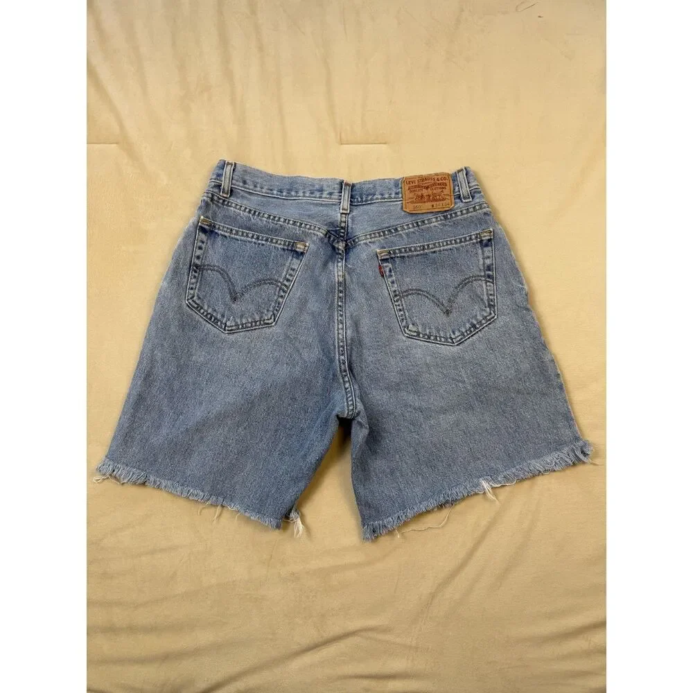 Levi’s 560 Comfort Fit W34 Light Wash Denim Cutoff Shorts Vintage Style